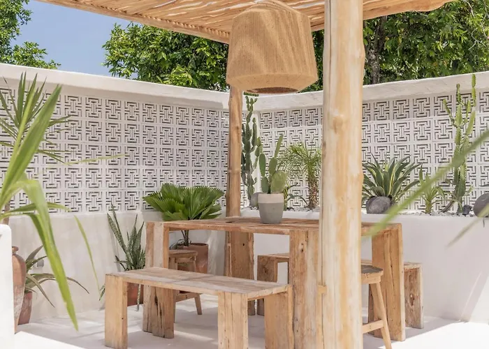 Yucca Villa *